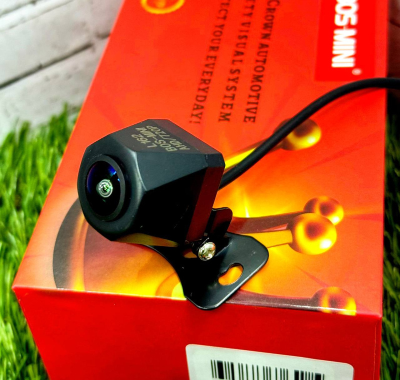 Камера заднего вида BOS-MINI L162 170 град обзор 1080*720