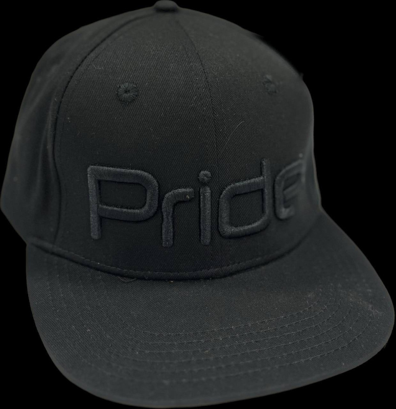 Кепка Pride черная